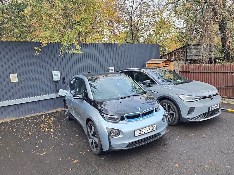 240v ev charger station-aegen