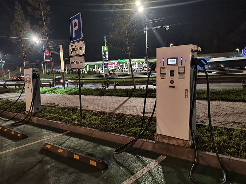 parking lot ev charger-aegen